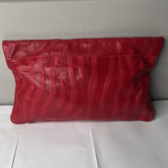 Red Soft Leather Double Compartment Vintage Clutch Bag - Picture 3 of 12